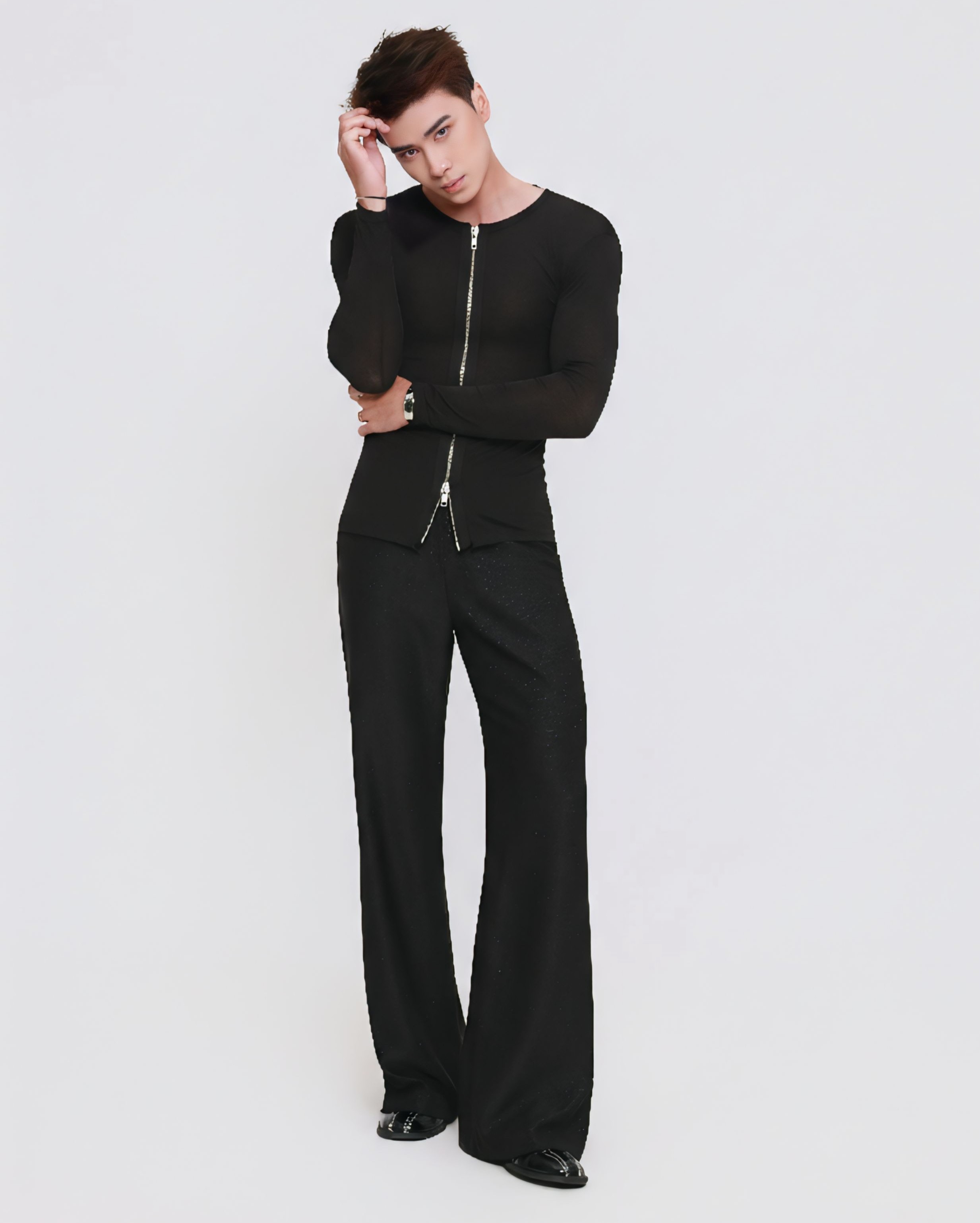 NITH Sleek Zip Top